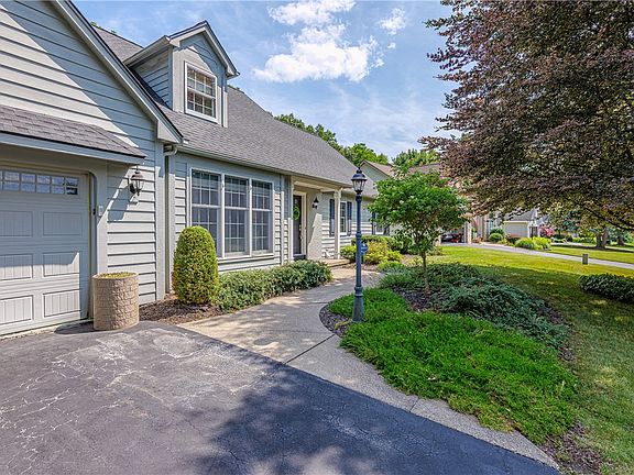 4th image of 23 Chablis Dr