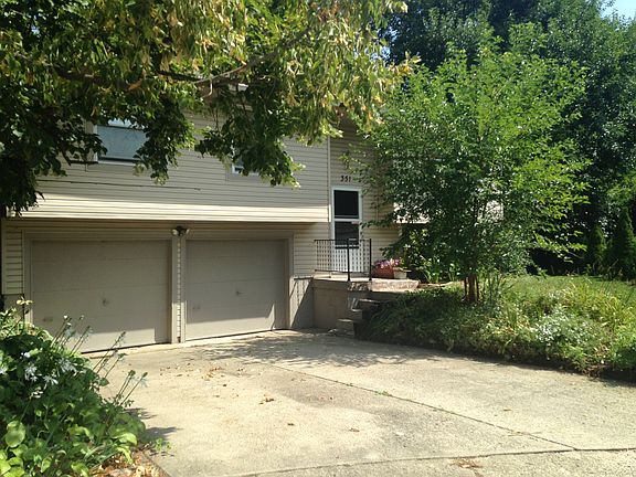 3rd image of 351 Broken Arrow Ct