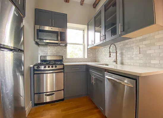 Rented by (Legacy) NY Quality Living Uptown | media 15