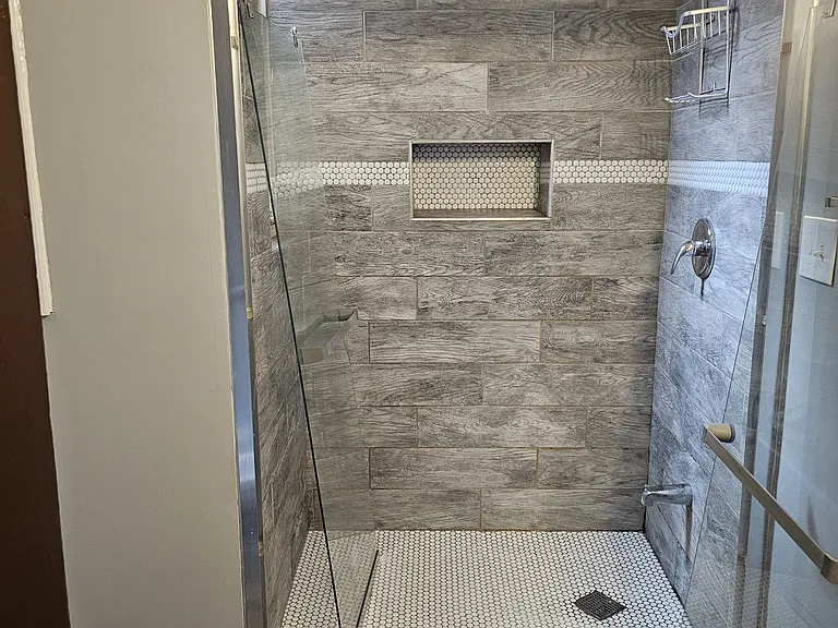 2333 S Lawndale Ave — Photo 13