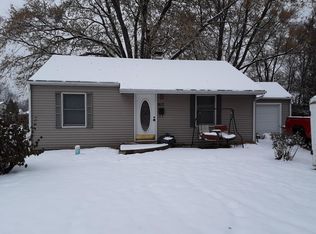 812 State St, Washington, IL 61571