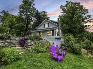 12 Schoolhouse Rd, Staatsburg, NY 12580