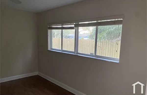 1444 Windsor Ct #3 — Photo 12
