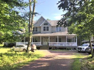 72 Mountain Ter, White Haven, PA 18661