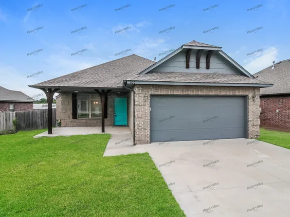 100 Indiana Rd, Harrah, OK 73045