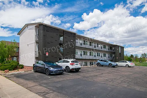 2008 W Plum St Photo 1