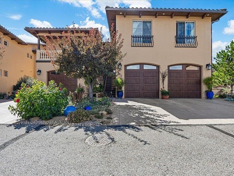 2061 S Broadway UNIT 402