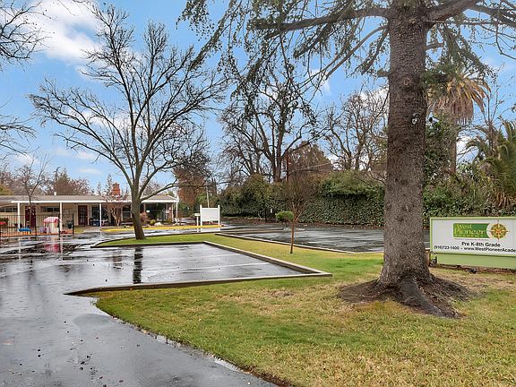 3rd image of 7723 Old Auburn Road