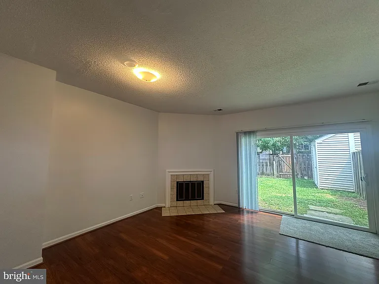 7223 Parsons Ct — Photo 6