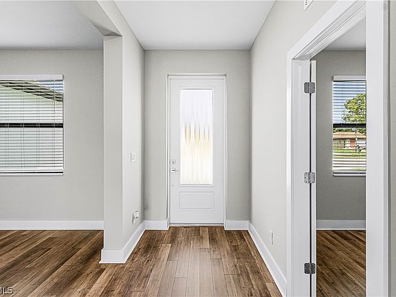 4th image of 4521 Agualinda Blvd