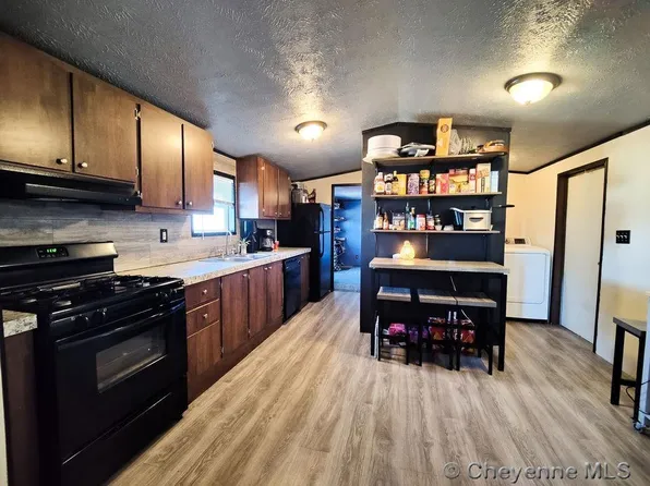 203 Bighorn Ave, Burns, WY 82053