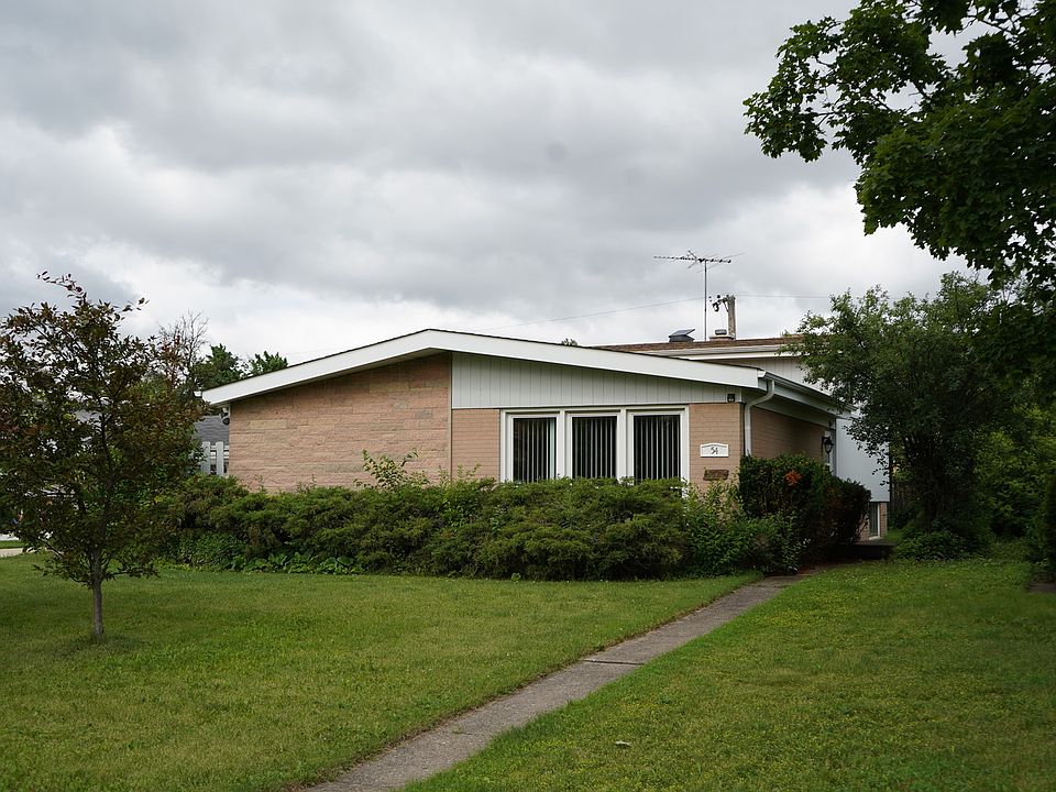 1st image of 54 Fernwood Dr