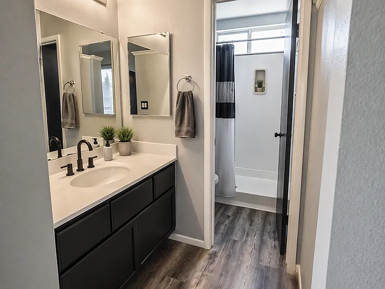 6353 Greyhawk Ave — Photo 6