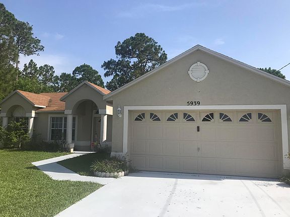 4th image of 5939 NW Foust Circle