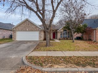 5740 Round Rock Rd, Haltom City, TX 76137