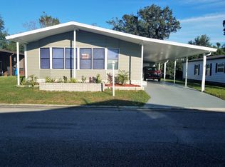 213 Laurelcrest Cir, Valrico, FL 33594
