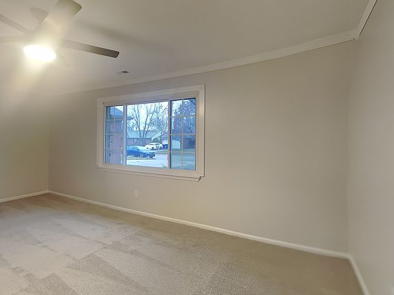 5th image of 7443 Pebblebrooke East Dr