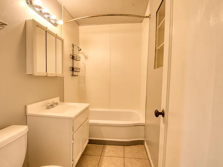 3112 Cashion Pl — Photo 12