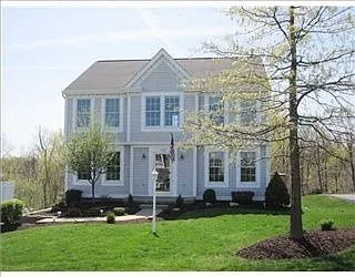107 Amberwoods Dr photo 1