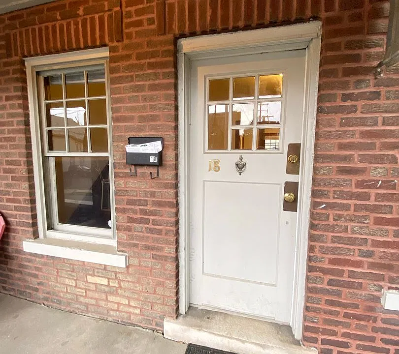 14-20 W Norwich Ave