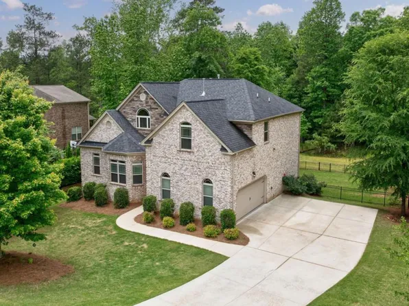 1301 Riverhill Dr, Bishop, GA 30621