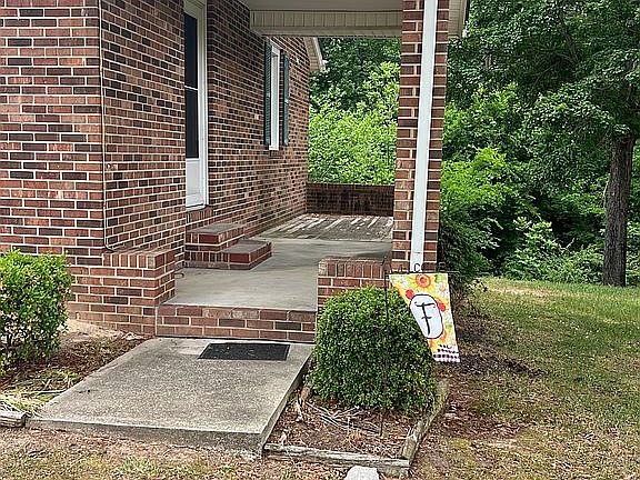2nd image of 6090 Eaton Rd