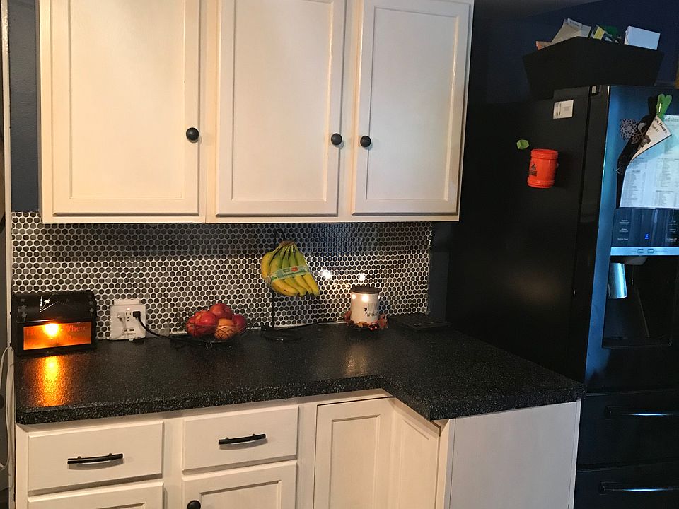 1st image of 668 N Market St