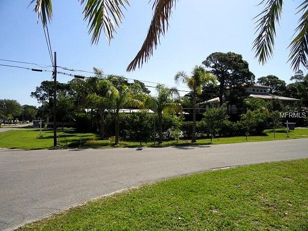 1st image of 253 Shore Dr