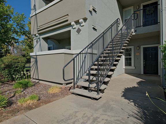 5th image of 885 Halidon Way APT 1712