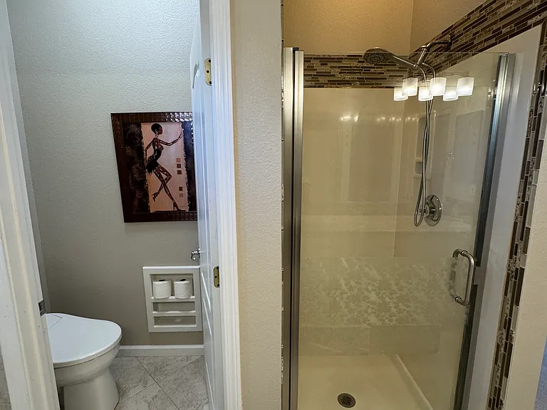 1370 Kerslake Cir — Photo 19