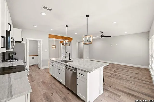 15815 Uvalde St — Photo 16