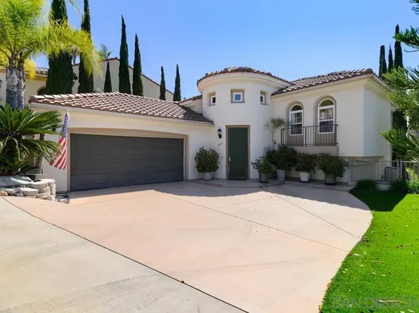 10439 Miracle Waters Ct, Spring Valley, CA 91977