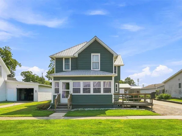 510 N C Ave, Washington, IA 52353