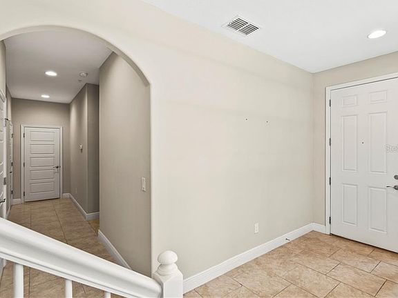 5th image of 2700 Lobelia Dr
