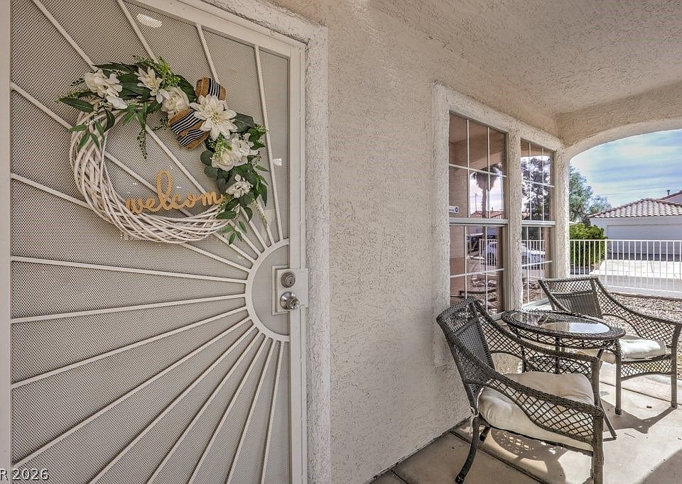 1st image of 1064 Blue Sands Ct