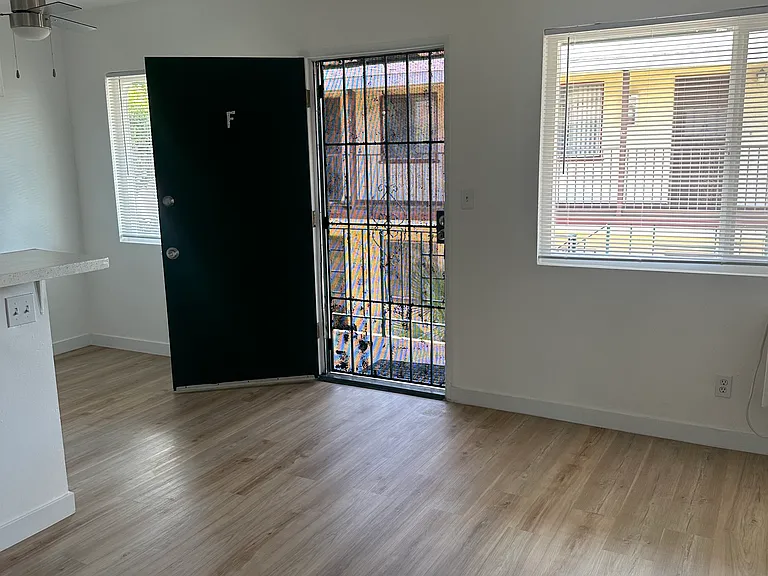 9154 Stewart and Gray Rd — Photo 3