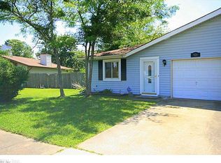 928 Fern Ridge Rd, Virginia Beach, VA 23452