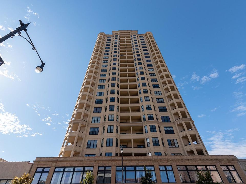 1st image of 1464 S Michigan Ave APT 2105
