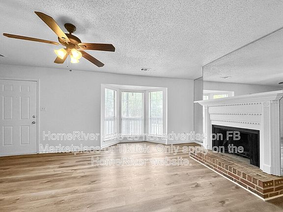 3rd image of 5261 Afton Way SE