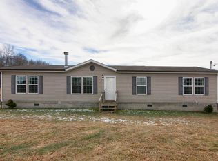 811 Deer Creek Ln, Nettie, WV 26681
