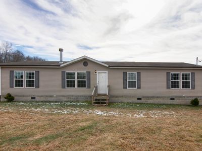 811 Deer Creek Ln, Nettie, WV, 26681