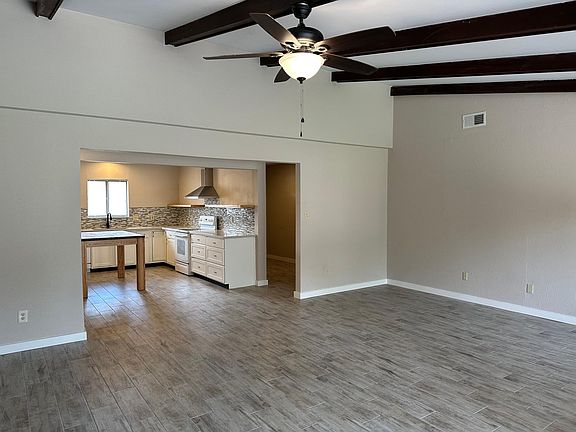 2nd image of 107 E Tulip Ave