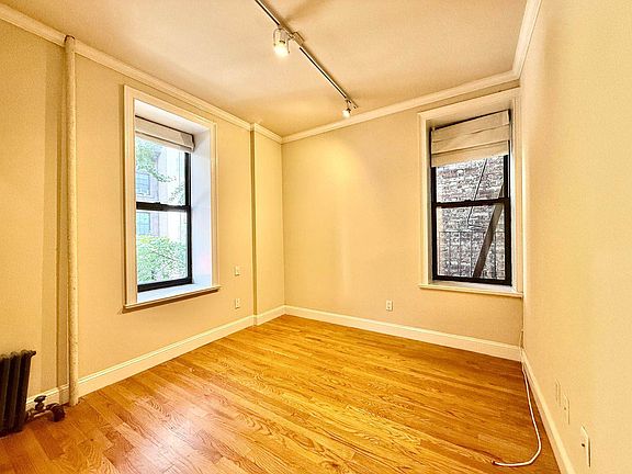 5th image of 331 Lexington Ave #2A