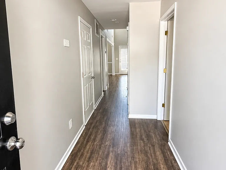 4405 Singing Oak Ct — Photo 2
