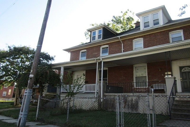 2nd image of 3331 Ingleside Ave