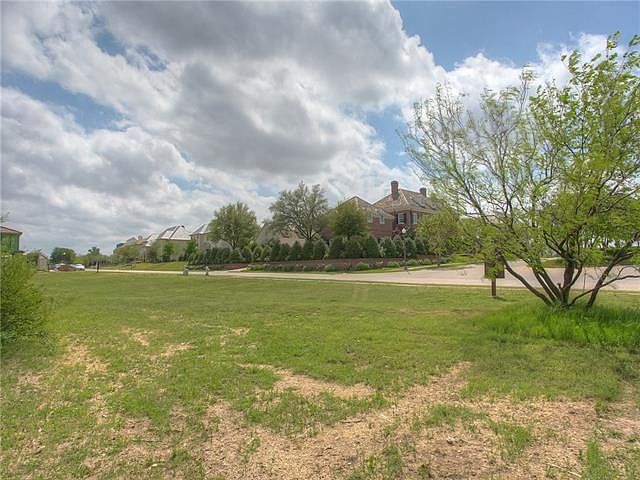 1st image of 3757 Riverhills Dr