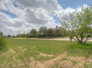 3757 Riverhills Dr, Fort Worth, TX 76109