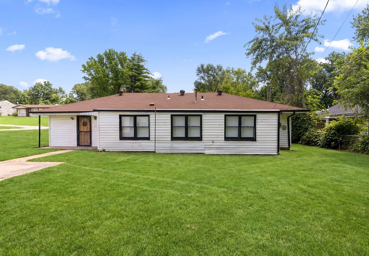 9835 Winkler Dr - 1 — Photo 1