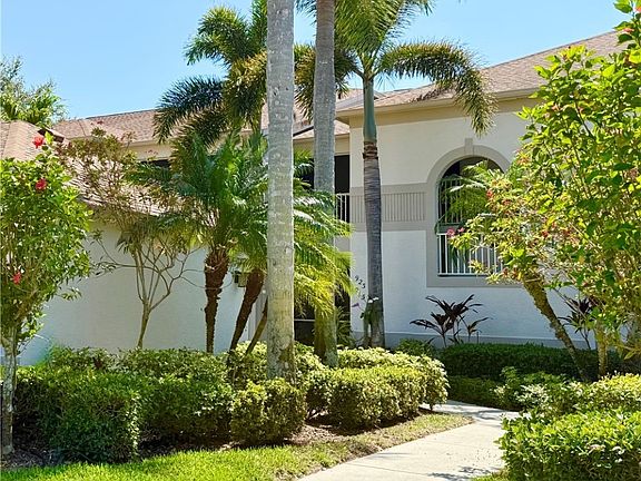 2nd image of 8520 Naples Heritage Dr APT 923