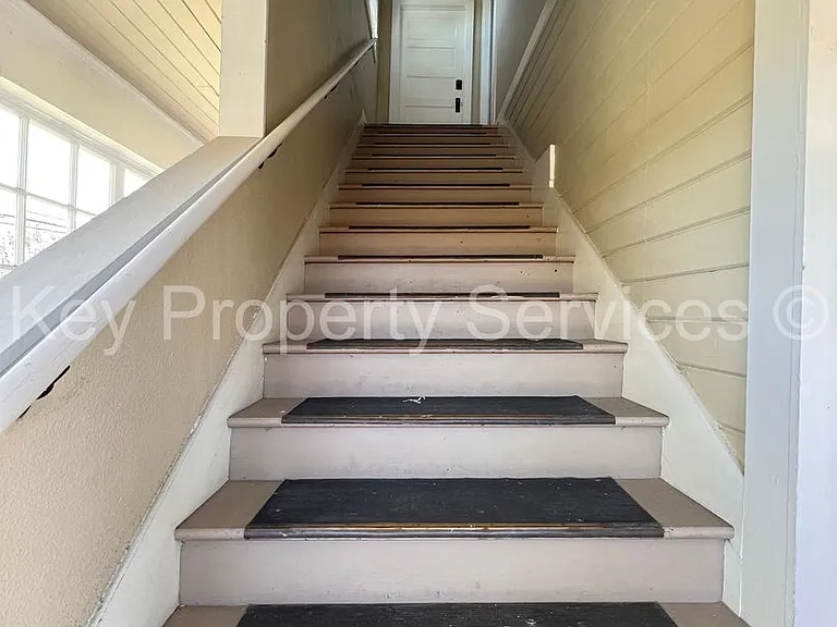 208 Buckeye St #B — Photo 10